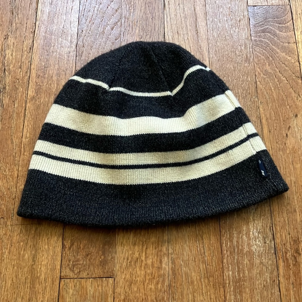 American Eagle Outfitters Gray Knit Beanie Hat